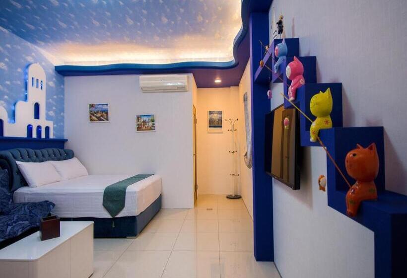اتاق استاندارد, Easy Home Stay