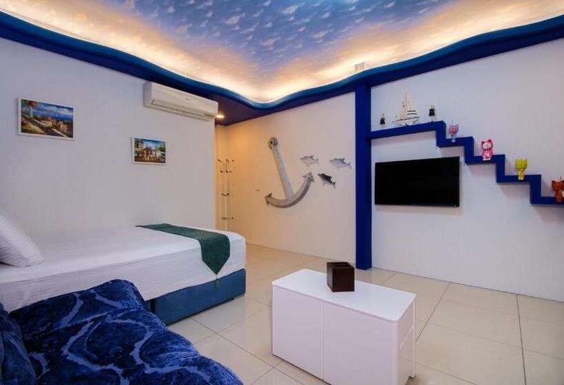 اتاق استاندارد, Easy Home Stay