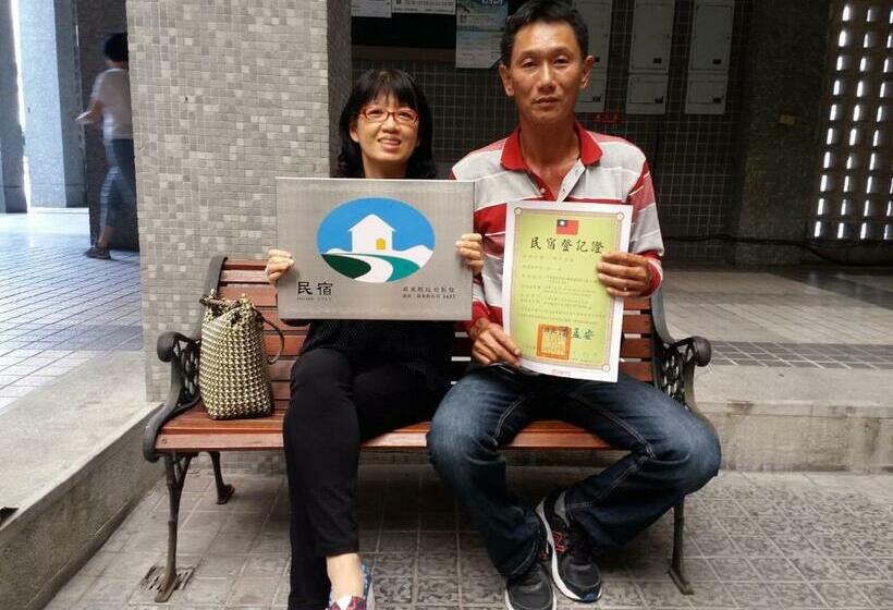 اتاق استاندارد چهارنفره با بالکن, Good Mood Cottage