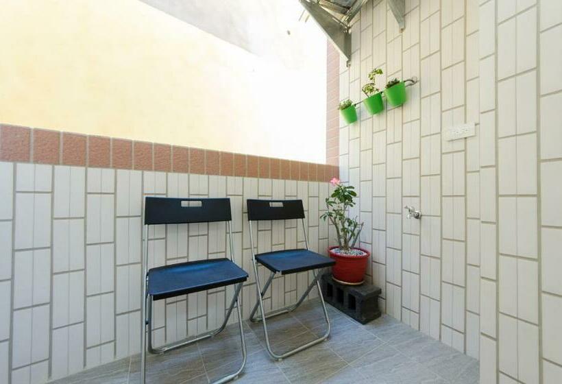 اتاق لوکس با بالکن, Good Mood Cottage