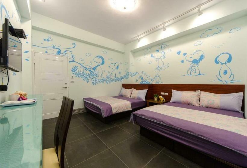 اتاق استاندارد چهارنفره با بالکن, Good Mood Cottage