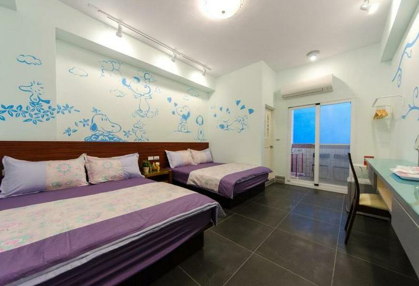 اتاق استاندارد چهارنفره با بالکن, Good Mood Cottage