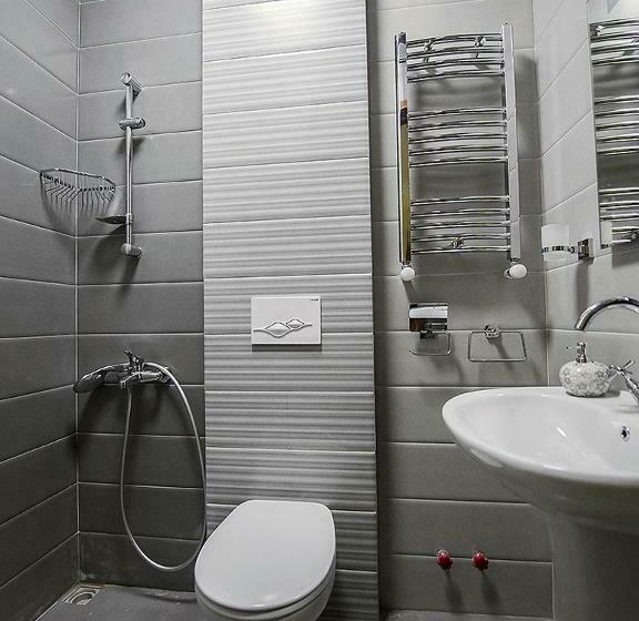 اتاق اکونومی, Mount Villa Kvariati