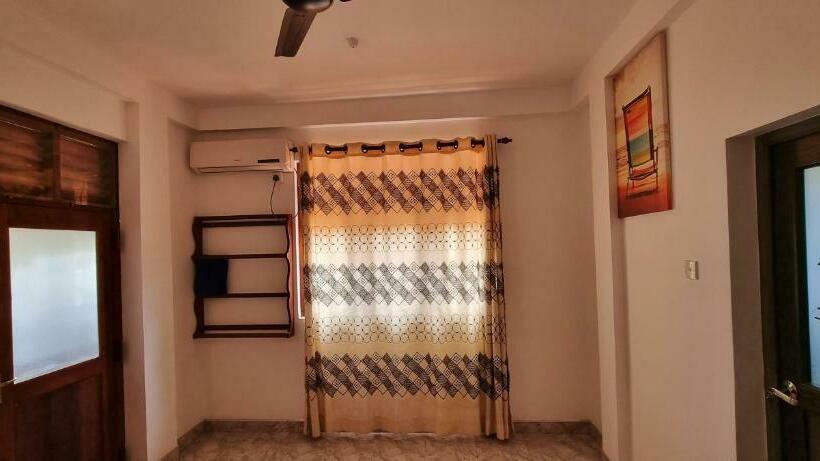 スタンダードルーム, Vista Suwa Arana Resort