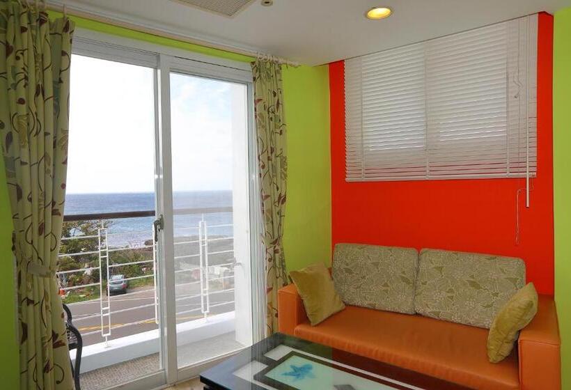 اتاق استاندارد چهار تخته با چشمانداز دریا, Hang Hai B & B