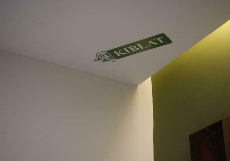 חדר סופריור, Econtel