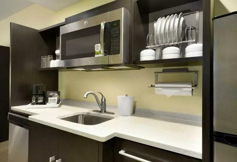 キングサイズベッドのデラックススイート, Home2 Suites Montgomery Prattville