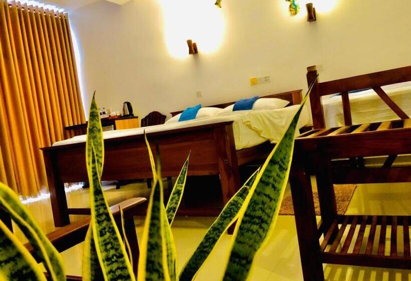 디럭스 트리플 룸, Mirissa Beach Inn