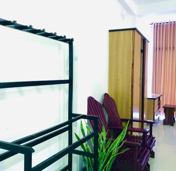 디럭스 트리플 룸, Mirissa Beach Inn