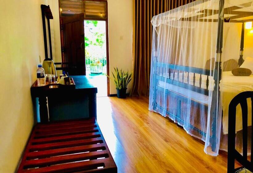 발코니 디럭스 룸, Mirissa Beach Inn