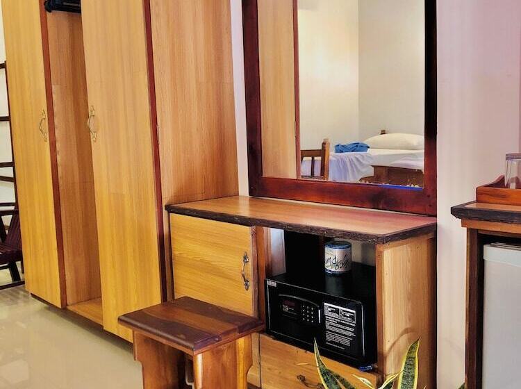 디럭스 트리플 룸, Mirissa Beach Inn