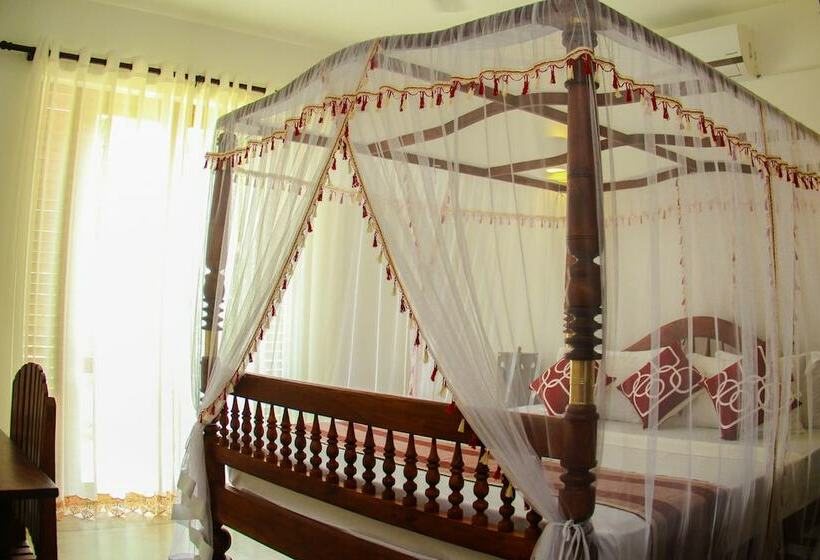 디럭스 룸, Romaya Villa