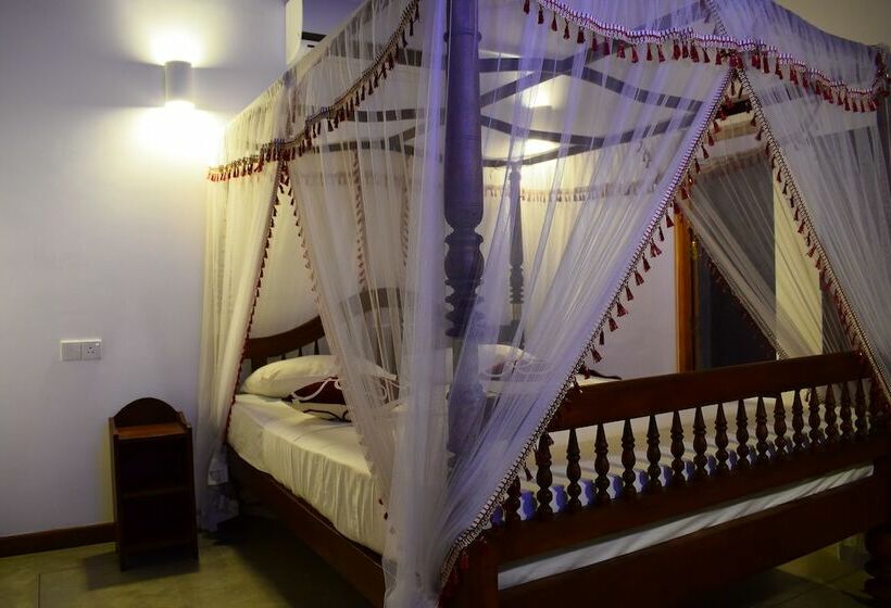 디럭스 룸, Romaya Villa