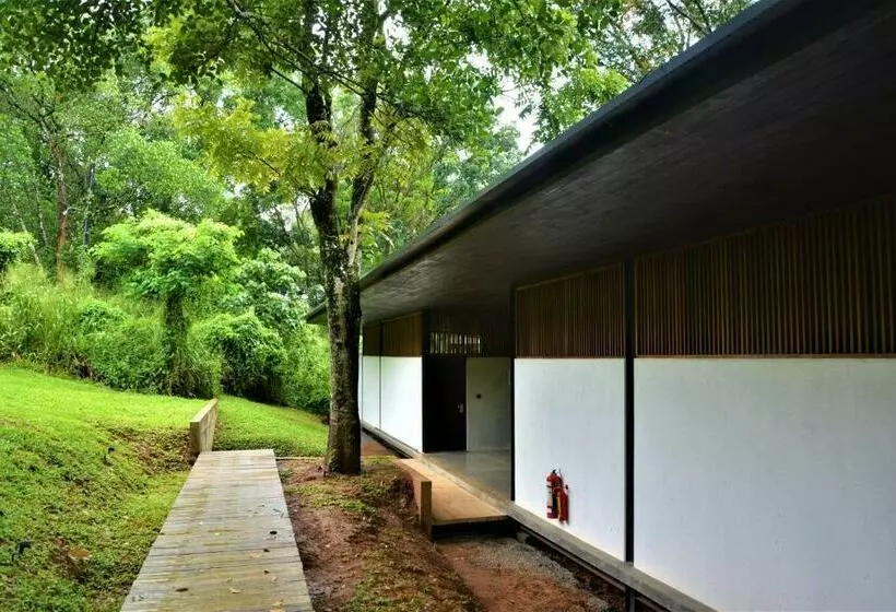 Mökki 1 Makuuhuone, Santani Wellness Kandy