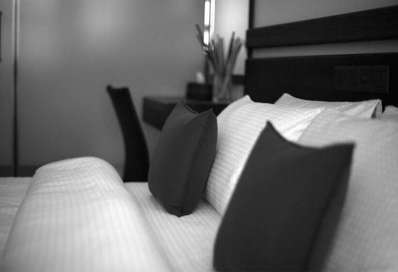 اتاق لوکس با چشم‌انداز دریا, Whiteharp Beach Inn