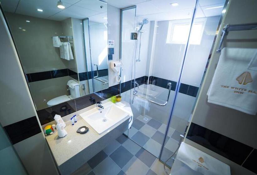 اتاق لوکس, Whiteharp Beach Inn