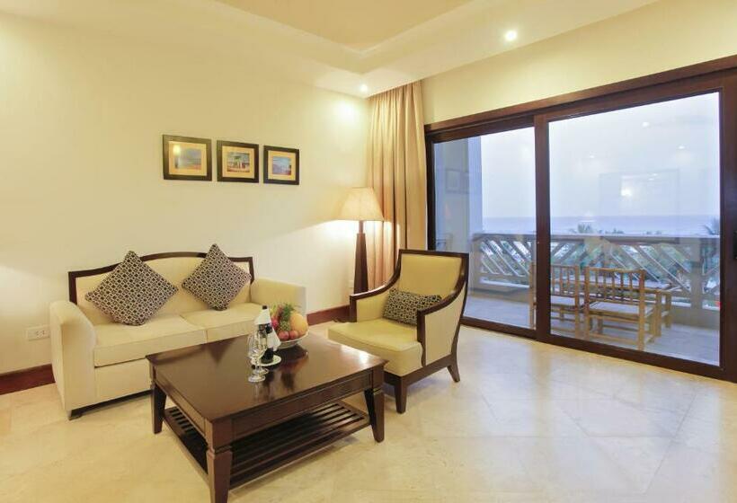 اتاق لوکس, Olalani Resort And Condotel