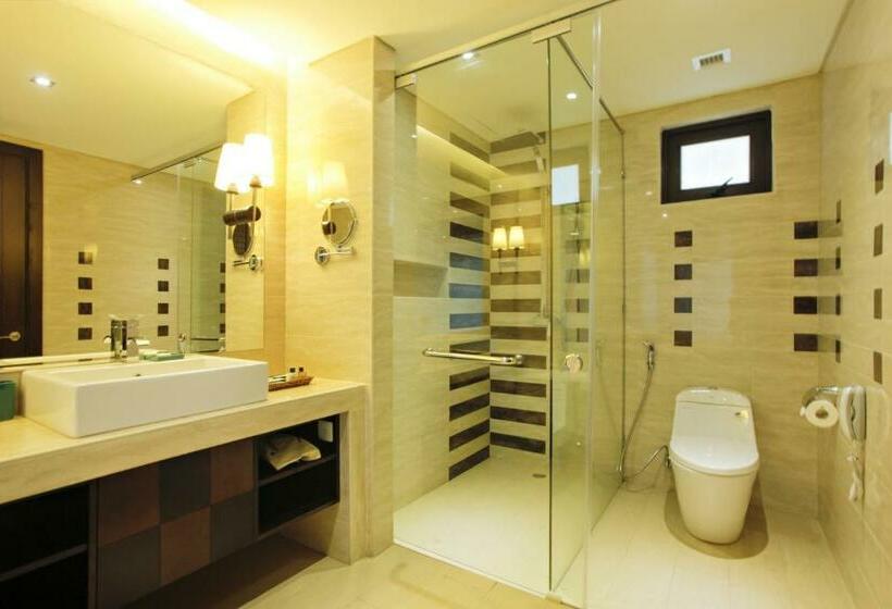 اتاق لوکس, Olalani Resort And Condotel