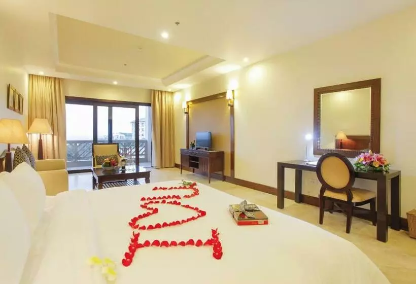 اتاق لوکس, Olalani Resort And Condotel