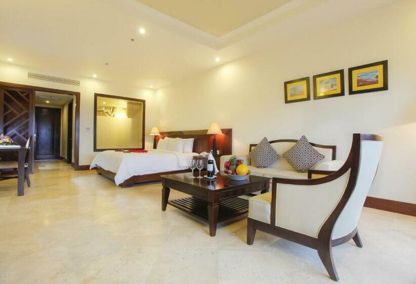 اتاق لوکس, Olalani Resort And Condotel