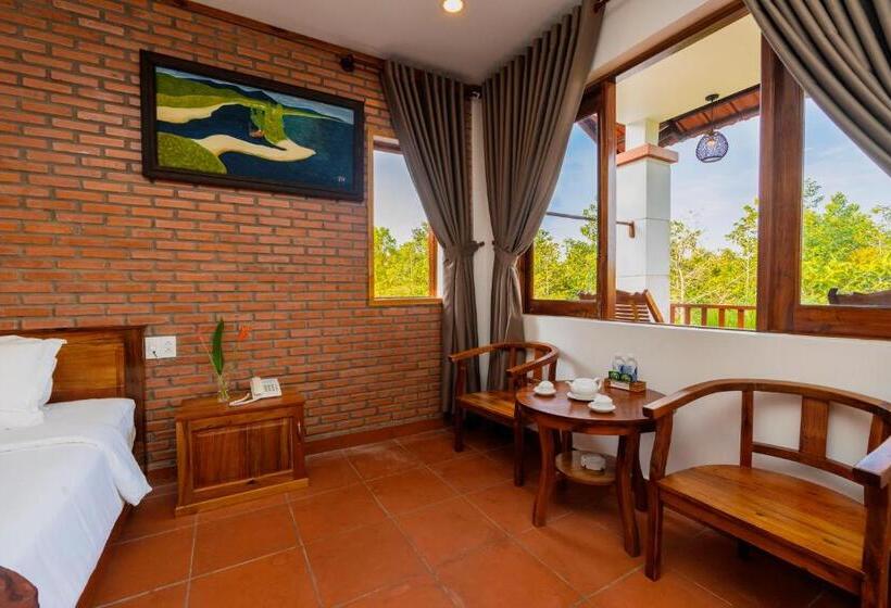 اتاق لوکس با چشمانداز باغ, The Garden House Phu Quoc Resort