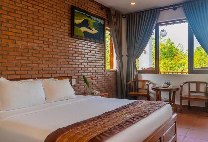 اتاق لوکس با چشمانداز باغ, The Garden House Phu Quoc Resort