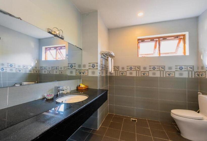 اتاق لوکس با چشمانداز باغ, The Garden House Phu Quoc Resort