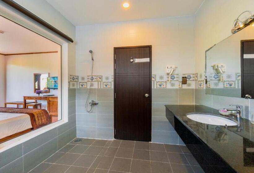 اتاق لوکس با چشمانداز باغ, The Garden House Phu Quoc Resort