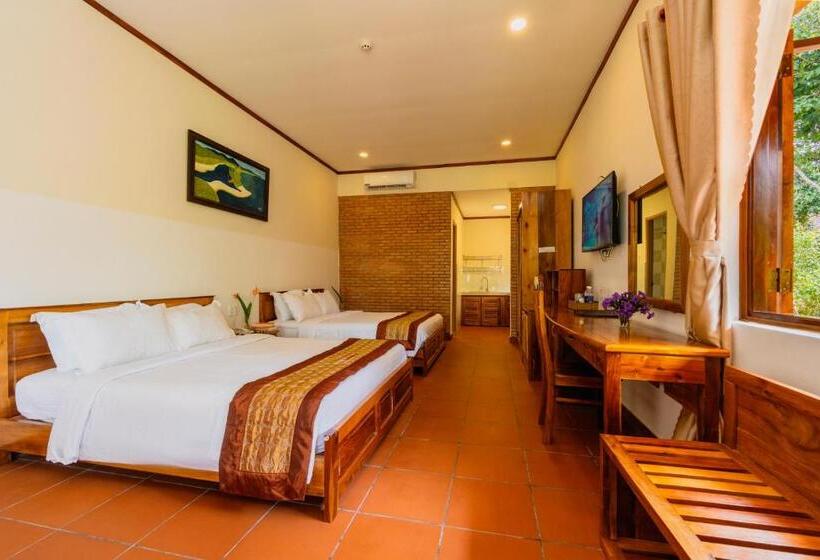 اتاق خانوادگی با چشمانداز باغ, The Garden House Phu Quoc Resort