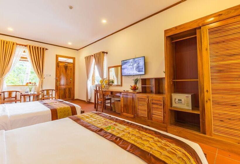 اتاق لوکس با چشمانداز باغ, The Garden House Phu Quoc Resort