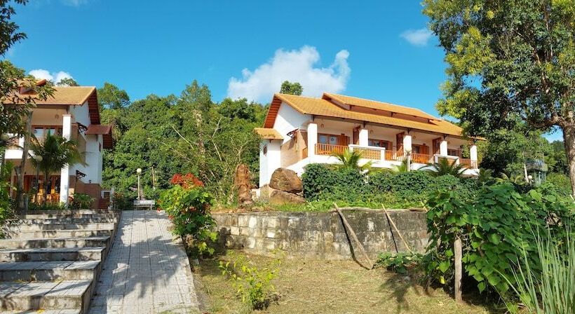 اتاق لوکس با چشم‌انداز باغ, The Garden House Phu Quoc Resort
