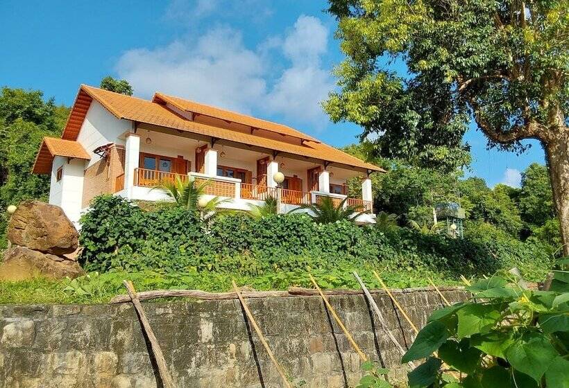 اتاق لوکس با چشمانداز باغ, The Garden House Phu Quoc Resort