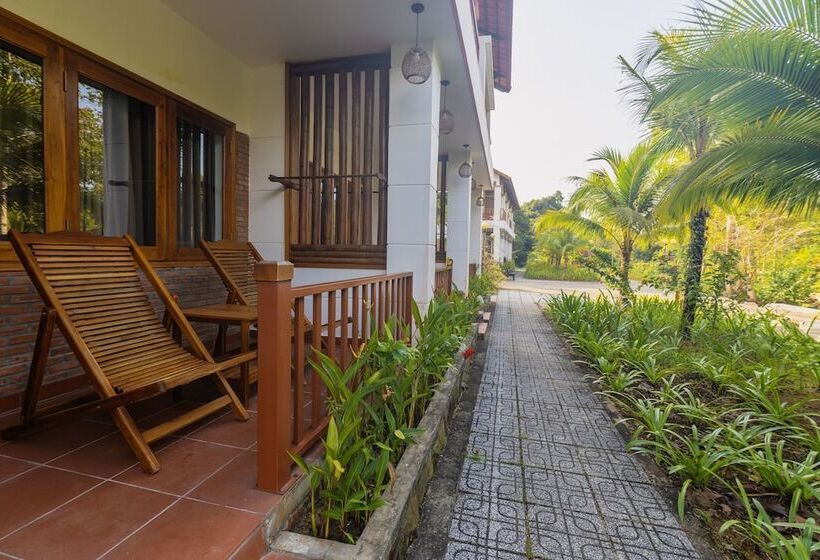 اتاق لوکس با چشمانداز باغ, The Garden House Phu Quoc Resort