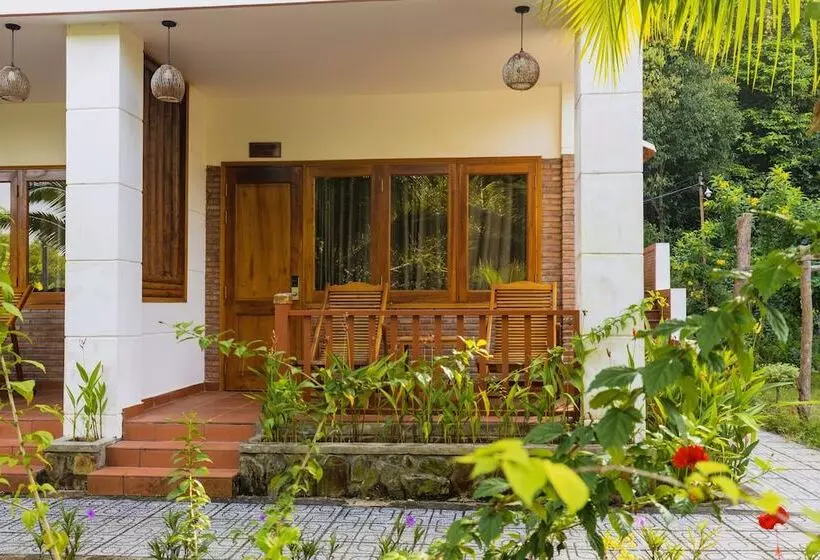 اتاق لوکس با چشم‌انداز باغ, The Garden House Phu Quoc Resort