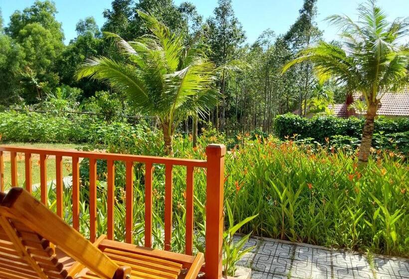 اتاق استاندارد با چشم‌انداز باغ, The Garden House Phu Quoc Resort