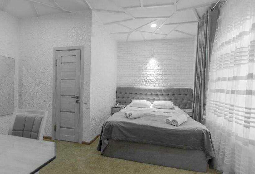 غرفة ديلوكس, Billuri Sitora