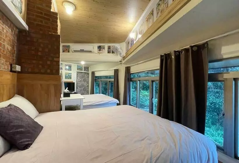 اتاق استاندارد چهار تخته, Linyuan Village