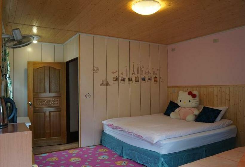 اتاق استاندارد با تخت بزرگ, Linyuan Village