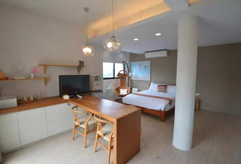 اتاق استاندارد با چشمانداز کوهستان, Blue Sky B&b