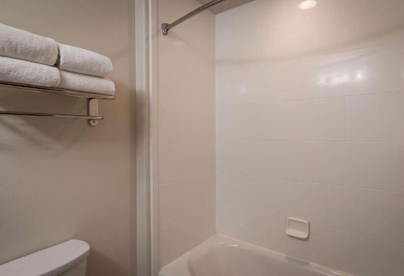 Стандартный Номер Кровать Кинг, Best Western Plus Spring Inn & Suites