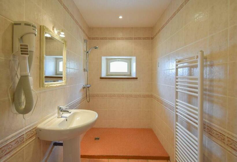 חדר סטודיו סטנדרד, Domaine D'essendiéras