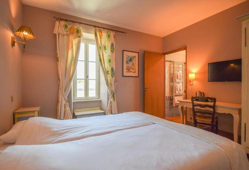 חדר סטנדרט, Domaine D'essendiéras