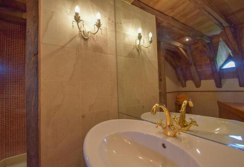 סוויטה, Domaine D'essendiéras