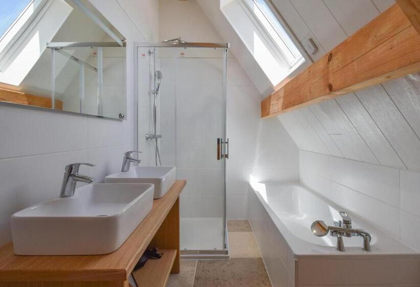 בית, 4 חדרי שינה, Domaine D'essendiéras