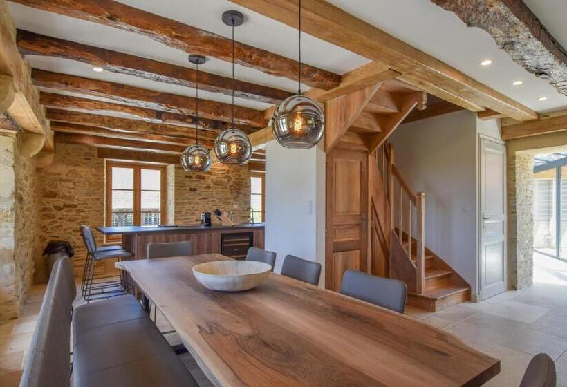 בית, 4 חדרי שינה, Domaine D'essendiéras