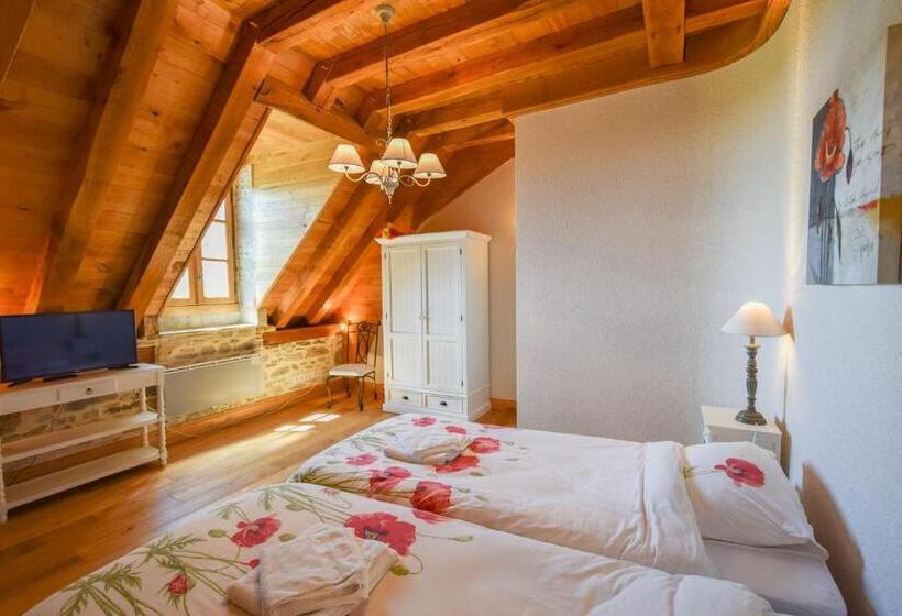 בית, 4 חדרי שינה, Domaine D'essendiéras