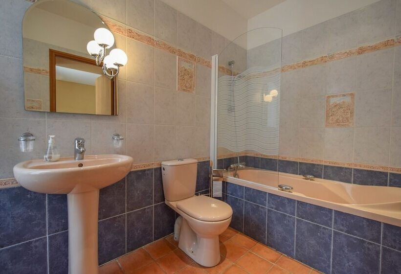 חדר סטנדרט, Domaine D'essendiéras