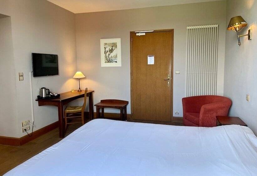 חדר סטנדרט, Domaine D'essendiéras