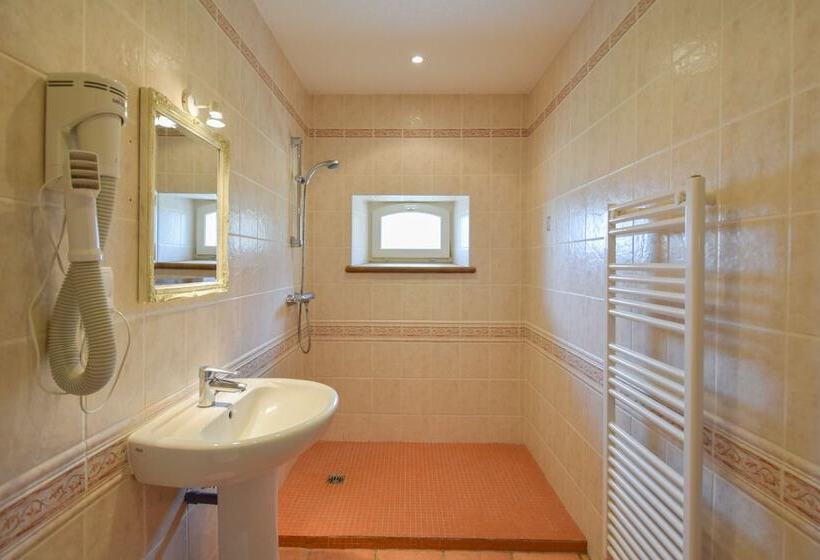 חדר סטודיו סטנדרד, Domaine D'essendiéras