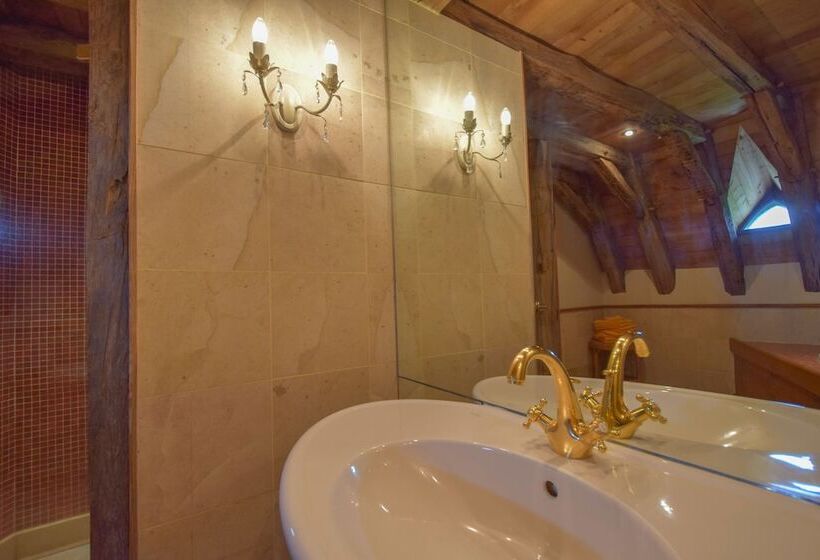 סוויטה, Domaine D'essendiéras